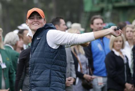 Anna Redding smiles before she hits her tee shot on hole 1 in the final round of the Augusta National Women s Amateur at the Augusta National Golf Club in Augusta, Georgia, on April 6, 2019. The first ever Augusta National Women s Amateur was announced on Wednesday, April 4, 2018, by Augusta National Chairman Fred Ridley during his annual press conference PK Pressekonferenz at the Masters Tournament.  AUG20190406923 JOHNxANGELILLO