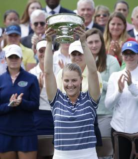 Jennifer Kupcho holds the championship trophy after the final round of the Augusta National Women s Amateur at the Augusta National Golf Club in Augusta, Georgia, on April 6, 2019. Jennifer Kupcho wins the first ever Augusta National Women s Amateur with a score of 10 under par.  AUG20190406940 JOHNxANGELILLO