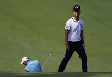 Kevin Na walks to the 10th green at practice on the Tuesday before the 2019 Masters Tournament at Augusta National Golf Club in Augusta, Georgia, on April 9, 2019.  AUG20190409105 JOHNxANGELILLO