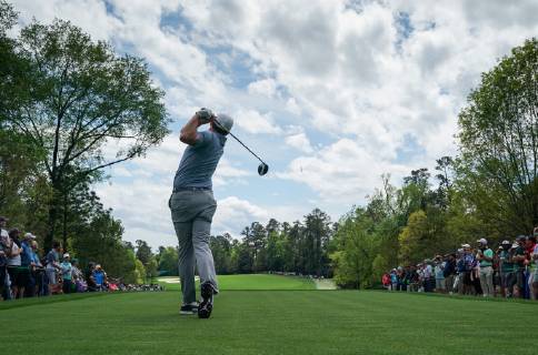 Keegan Bradley watches his hit off the 5th tee during a practice round before the 2019 Masters Tournament at Augusta National Golf Club in Augusta, Georgia, on April 9, 2019.  AUG201904093115 KEVINxDIETSCH