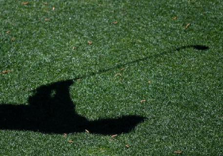 Rory McIlroy of Northern Ireland hits a tee shot at practice on the Wednesday before the 2019 Masters Tournament at Augusta National Golf Club in Augusta, Georgia, on April 10, 2019.  AUG20190410901 KEVINxDIETSCH
