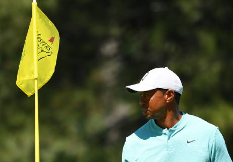 Sport Bilder des Tages Tiger Woods stands on the 7th green at practice on the Wednesday before the 2019 Masters Tournament at Augusta National Golf Club in Augusta, Georgia, on April 10, 2019.  AUG20190410908 KEVINxDIETSCH