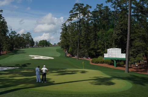 Tony Finau prepares to putt on the 10th green during the third round of the Masters Tournament at Augusta National Golf Club in Augusta, Georgia, on April 13, 2019.  AUG20190413302 KEVINxDIETSCH