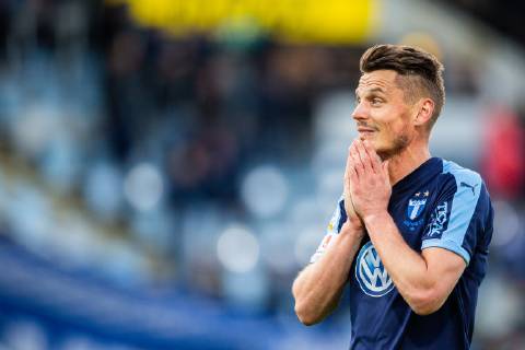 190428 Malmö FFs Markus Rosenberg defends after the football match in Allsvenskan between IFK Norrköping and Malmö FF on April 28, 2019 in Norrköping, Copyright: JOSEFINExLOFTENIUS BB190428ZJ008