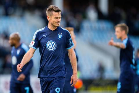 190428 Malmö FFs Markus Rosenberg defends after the football match in Allsvenskan between IFK Norrköping and Malmö FF on April 28, 2019 in Norrköping, Copyright: JOSEFINExLOFTENIUS BB190428ZM011