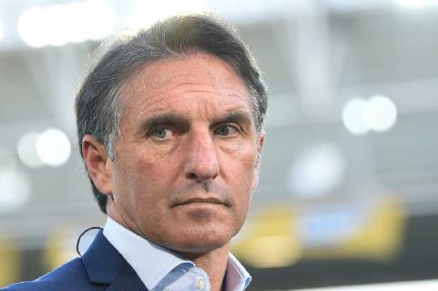 28 04 2019 xmeix Football 1 Bundesliga TSG 1899 Hoffenheim VfL Wolfsburg emspor v l Bruno Labbadia Trainer VfL Wolfsburg DFL regulations prohibit any use of photographs as image sequences and or quasi video 1 Fussball Bundesliga TSG 1899 Hoffenheim VfL Wolfsburg Sinsheim Copyright: xEIBNER Meiserx EP_MEIS