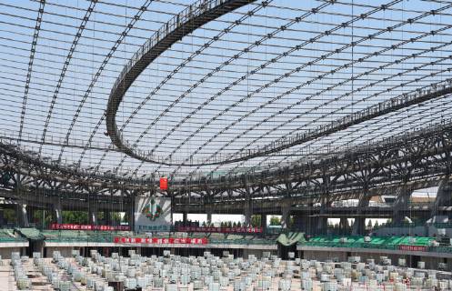 (190510) -- BEIJING, May 10, 2019 (Xinhua) -- Photo taken on May 9, 2019 shows the construction site of the National Speed skating Eisschnelllauf Hall, the venue for speed skating events of the 2022 Winter Olympic Games Olympische Spiele Olympia OS in Beijing, China. According to an exclusive interview on Thursday with Xu Zhijun, deputy secretary of the Beijing Organizing Committee for the 2022 Olympic and Paralympic Winter games Winterspiele Spiele Summer games the preparation work is so far going smoothly in terms of many aspects such as infrastructure construction projects, as there are 1,000 days left until the 2022 Beijing Winter Olympics begin. (Xinhua Ren Chao) (SP)CHINA-BEIJING-BEJING 2022 OLYMPIC GAMES-VENEUS-CONSTRUCTION SITE (CN)