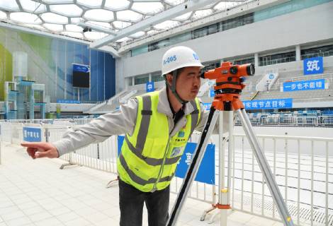 (190510) -- BEIJING, May 10, 2019 (Xinhua) -- Photo taken on May 9, 2019 shows the construction site of the National Aquatics Center, the venue for curling events of the 2022 Winter Olympic Games Olympische Spiele Olympia OS in Beijing, China. According to an exclusive interview on Thursday with Xu Zhijun, deputy secretary of the Beijing Organizing Committee for the 2022 Olympic and Paralympic Winter games Winterspiele Spiele Summer games the preparation work is so far going smoothly in terms of many aspects such as infrastructure construction projects, as there are 1,000 days left until the 2022 Beijing Winter Olympics begin. (Xinhua Ren Chao) (SP)CHINA-BEIJING-BEJING 2022 OLYMPIC GAMES-VENEUS-CONSTRUCTION SITE (CN)