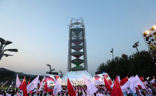 (190510) -- BEIJING, May 10, 2019 (Xinhua) -- Photo taken on May 10, 2019, shows the 1000-day countdown celebrations of the Beijing 2022 Olympic Winter games Winterspiele Spiele Summer games held in Beijing Olympic Park, Beijing, capital of China. (Xinhua Xu Zijian) (SP)CHINA-BEIJING-OLYMPIC WINTER GAMES-1000 DAYS COUNTDOWN 