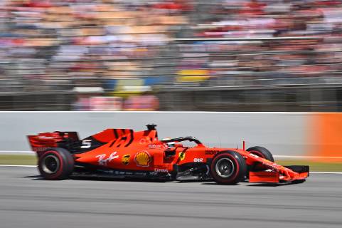 12 05 2019 xekx FIA Formula 1 Grand Prix of Spain 2019 Race emspor Sebastian Vettel Ferrari DFL DFB REGULATIONS PROHIBIT ANY USE OF PHOTOGRAPHS as IMAGE SEQUENCES and or QUASI VIDEO Barcelona eel-fotografie Eberhard Krieger