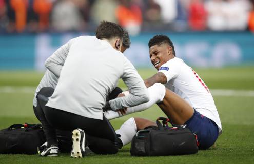 Marcus Rashford of England receives treatment during the UEFA Nations League match at D. Afonso Henriques Stadium, Guimaraes. Picture date: 6th June 2019. Picture credit should read: David Klein Sportimage EDITORIAL USE ONLY. No use with unauthorised audio, video, data, fixture lists, club league logos or live services. Online in-match use limited to 120 images, no video emulation. No use in betting, games or single club league player publications. SPI-0093-0064