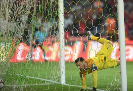 France™s Hugo Lloris during Euro 2020 group H qualifying soccer match between Turkey and France at the Konya City Stadium in Konya, Turkey, June 8, 2019.  Copyright: AbdurrahmanxAntakyali 16395189