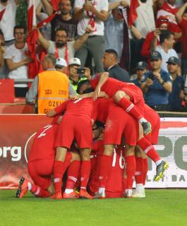 Fußball, EM Quali, Türkei - Frankreich Turkey players Burak Yilmaz , Kenan Karaman , Cengiz Under celebration for Kaan Ayhan s goal during the Euro 2020 football qualification match between Turkey and France at the Buyuksehir Belediyesi stadium in Konya, on June 8, 2019. 