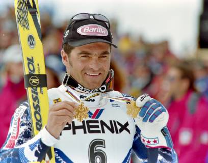 Ski World Championships 1996, Slalom Men Alberto TOMBA ITA SKI ALPIN SAISON 95 96 WM 1996 Sierra Nevada Slalom Men 25 02 1996 Alberto TOMBA ITA with his two gold medals for slalom and giant slalom Sierra Nevada Spain