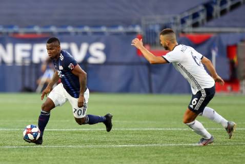 June 26, 2019; Foxborough, MA, USA; New England Revolution forward Cristian Penilla (70) and Philadelphia Union midfielder Haris Medunjanin (6) in action during an MLS, Fussball Herren, USA match between Philadelphia Union and New England Revolution at Gillette Stadium. CSM MLS 2019: Union vs Revolution JUN 26 - ZUMAc04_ 20190626_zaf_c04_070 Copyright: xAnthonyxNesmithx