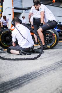 FORMULA 1 - GP of Austria 2019 SPIELBERG,AUSTRIA,27.JUN.19 - MOTORSPORTS, FORMULA 1 - Grand Prix of Austria, Red Bull Ring, preview. Image shows the pit crew of McLaren. GEPAxpictures xDanielxGoetzhaber