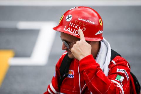 FORMULA 1 - GP of Austria 2019 SPIELBERG,AUSTRIA,27.JUN.19 - MOTORSPORTS, FORMULA 1 - Grand Prix of Austria, Red Bull Ring, preview. Image shows a fan. GEPAxpictures xDanielxGoetzhaber