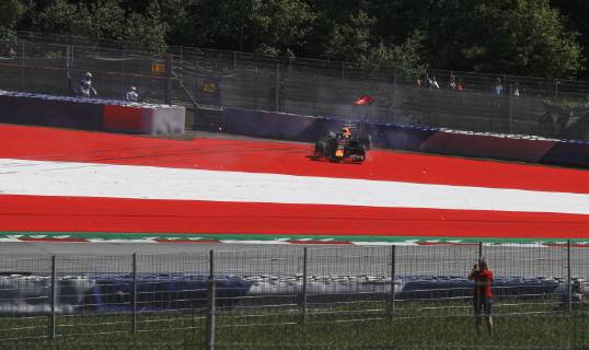 Motorsports: FIA Formula One World Championship, WM, Weltmeisterschaft 2019, Grand Prix of Austria, 33 Max Verstappen (NLD, Aston Martin Red Bull Racing), Spielberg Austria