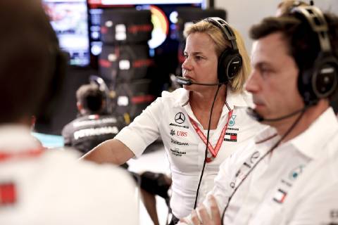 Motorsports: FIA Formula One World Championship, WM, Weltmeisterschaft 2019, Grand Prix of Austria, Britta Seeger (GER, Member of the Board of Management of Daimler AG), Toto Wolff (AUT, Mercedes AMG Petronas Motorsport), Spielberg Austria