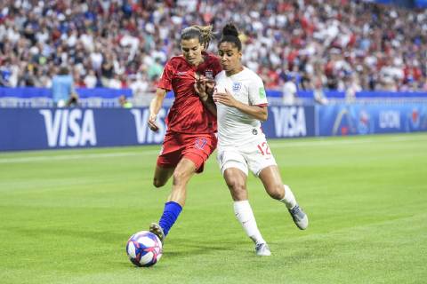 (L-R) Tobin Heath of USA women, Demi Stokes of England women during the FIFA Women s World Cup France 2019 semi final match between England and United States of America at Stade de Lyon on July 02, 2019 in Lyon, France FIFA Women s World Cup France 2019 2018 2019 xVIxVIxImagesx xGerritxvanxKeulenxIVx 14891412