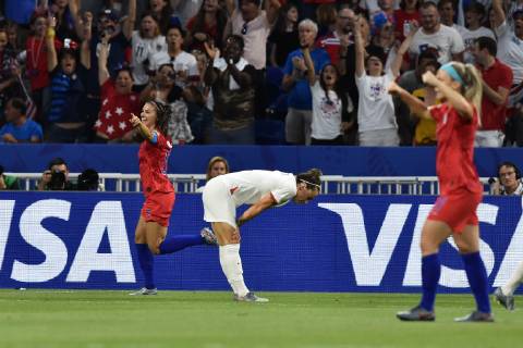 Joie de Alex Morgan (etats unis) et de ses coequipieres FOOTBALL : Angleterre vs Etats-Unis - Coupe du monde de Football Feminin 1 2 finale - 02 07 2019 FredericChambert Panoramic