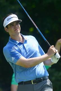 SILVIS, IL - JULY 13: Beau Hossler hits his tee shot on the 2 hole during the third round of the John Deere Classic Golf Tournament at TPC Deere Run on July 13, 2019, at Silvis, IL. (Photo by Keith Gillett Icon Sportswire) GOLF: JUL 13 PGA, Golf Herren - John Deere Classic Icon1907013012