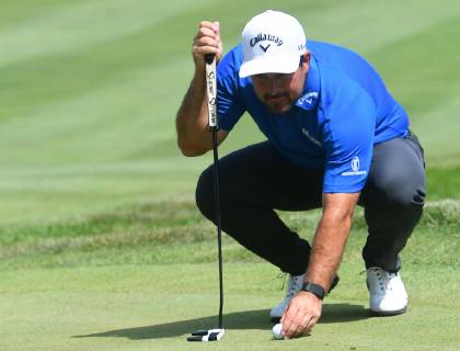 SILVIS, IL - JULY 13: Roberto Diaz places his ball on the 1 green during the third round of the John Deere Classic Golf Tournament at TPC Deere Run on July 13, 2019, at Silvis, IL. (Photo by Keith Gillett Icon Sportswire) GOLF: JUL 13 PGA, Golf Herren - John Deere Classic Icon1907013015