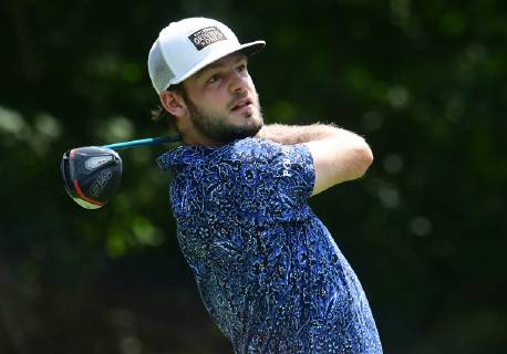 SILVIS, IL - JULY 13: Doc Redman hits his tee shot on the 2 hole during the third round of the John Deere Classic Golf Tournament at TPC Deere Run on July 13, 2019, at Silvis, IL. (Photo by Keith Gillett Icon Sportswire) GOLF: JUL 13 PGA, Golf Herren - John Deere Classic Icon1907013030