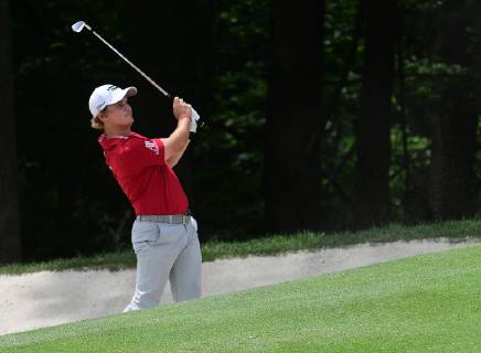 SILVIS, IL - JULY 13: Bud Cauley follows his ball after hitting out of a sand trap on the 6 hole during the third round of the John Deere Classic Golf Tournament at TPC Deere Run on July 13, 2019, at Silvis, IL. (Photo by Keith Gillett Icon Sportswire) GOLF: JUL 13 PGA, Golf Herren - John Deere Classic Icon1907013058