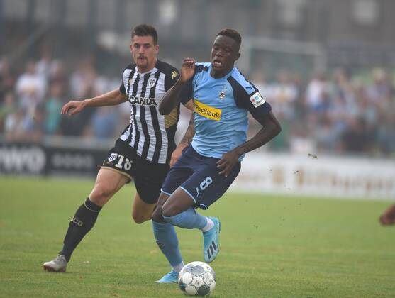 Test match Borussia Mönchengladbach SCO Angers France 27 07 2019 Denis Zakaria BMG Action in front of Baptiste Santamaria DFL REGULATIONS PROHIBIT ANY USE OF PHOTOGRAPHS AS IMAGE SEQUENCES AND OR QUASI VIDEO HM