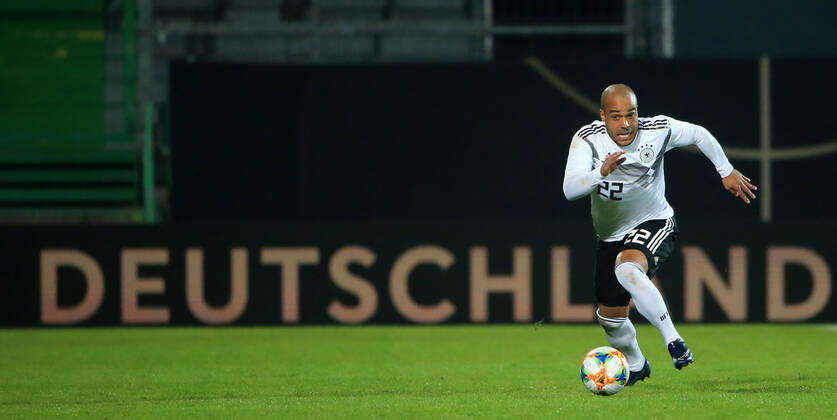 07 10 2019, DFB All Stars vs. Azzuri Legends, Sportpark Ronhof Fuerth, football, sport, David Odonkor DFB All Stars in picture