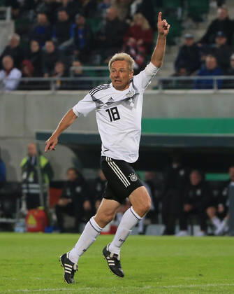 07 10 2019, DFB All Stars vs. Azzuri Legends, Sportpark Ronhof Fuerth, football, sport, in picture Juergen Klinsmann DFB All Stars