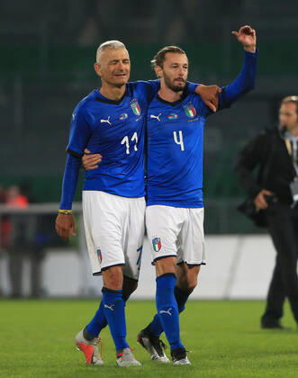 07 10 2019, DFB All Stars vs. Azzuri Legends, Sportpark Ronhof Fuerth, football, sport, in picture Fabrizio Ravanelli Azzuri All Stars and Federico Balzaretti Azzuri All Stars