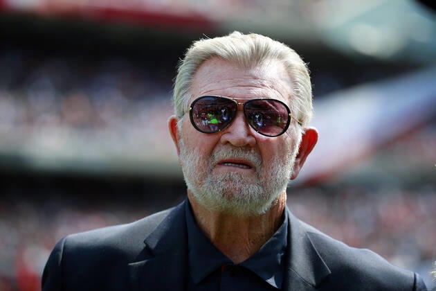 September 10, 2017, Chicago, IL, USA: Former Chicago Bears head coach Mike Ditka during a game against the Atlanta Falcons at Soldier Field in Chicago on September 10, 2017. Mike Ditka turns 80. Here™s a look at his remarkable life, by the numbers. - ZUMAm67_ 20170910_zaf_m67_177 Copyright: xNuccioxDinuzzox
