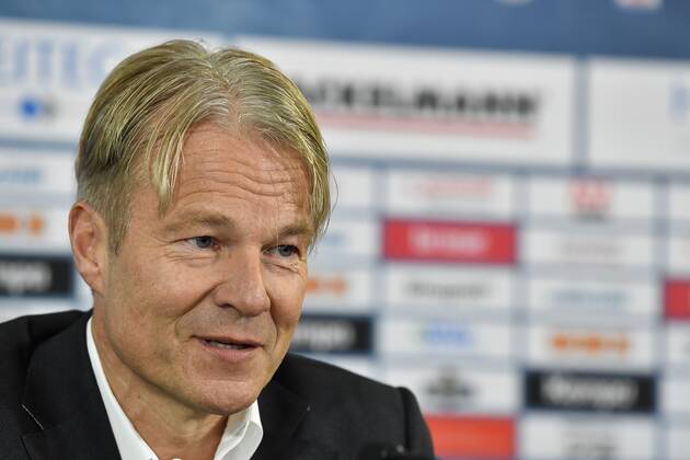20 11 2019 Handball 1 Bundesliga Season 2019 2020 HC Erlangen HCE Press conference Press event Media event Announcement Michael Haaß as new head coach for the coming season Dr Carsten Bissel Chairman of the Supervisory Board of HC Erlangen