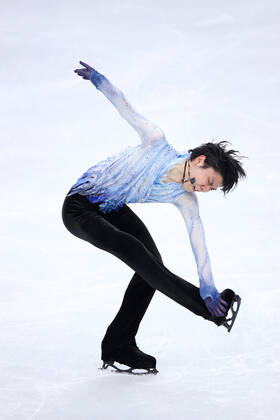 Yuzuru Hanyu (JPN), DECEMBER 5, 2019 - Figure skating, Eiskunstlauf : 2019 ISU Grand Prix of Figure Skating Final Men s Short Program at Palavela, Torino, Italy. Noxthirdxpartyxsales (117950022)