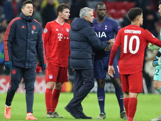 Bayern Munich v Tottenham Hotspur UEFA Champions League Jose Mourinho of Tottenham Hotspur shakes hands with players at the end of the UEFA Champions League match at Allianz Arena, Munich Content Not Available For UK Newspapers Copyright: xYannisxHalasx FIL-13951-0107