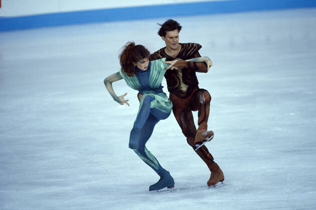 Marina Klimova born 28 07 1966 Sergei Ponomarenko born 06 10 1960 started as figure skaters in ice dance for USR and Russia so successfully that they were inducted into the Hall of Fame in 1990 after winning 3x gold 5x silver at world championships as well as 4x gold 3x silver 1x bronze at European championships and 1x gold Albertville 1x silver 1x bronze at Olympics today they are married and live in California