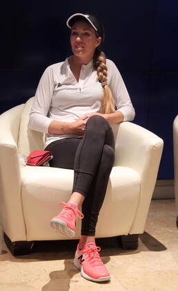 December 26, 2019 - Danielle Collins during the Hawaii Open invitational tournament press conference, PK, Pressekonferenz at the Ward Village IBM Building in Honolulu, HI - CSM. Tennis 2019: Hawaii Open DEC26 - ZUMAc04_ 20191226_zaf_c04_065 Copyright: xMichaelxSullivanx