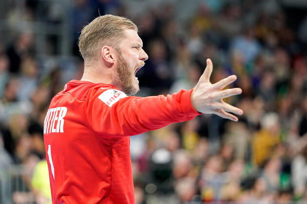 Johannes Bitter Jogi Bitter, Goalkeeper, Germany, 1 , cheers for a goal, cheers, goal celebration, celebrating the goal, goal, celebration, cheers for the goal, optimistic, game scene, highlight, single picture, action, action, 04 01 2020, Mannheim Germany, handball, international, Germany Iceland xozx