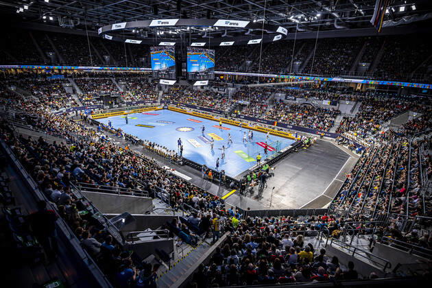 Mannheim, Germany 04 January 2020 Handball international match EM 2020 Germany vs. Iceland Overview SAP Arena, Spectators Mannheim SAP Arena Baden Württemberg Germany
