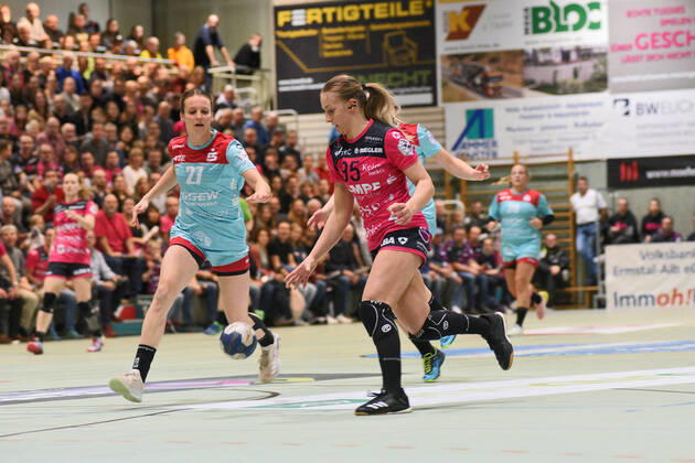 Dorina Korsos TusSies Metzingen 95 TusSies Metzingen, Handball, HBF, DHB Cup match, 10 01 2020, Photo TBaur Eibner TusSies Metzingen vs HSG Bensheim Auerbach Metzingen Copyright: xBaur xEibner-Pressefotox EP_Toba