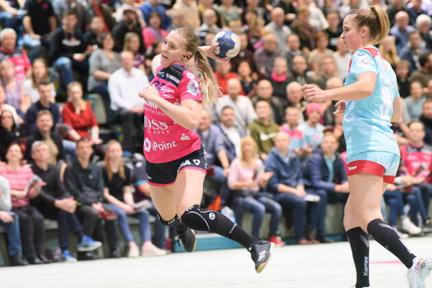 Dorina Korsos TusSies Metzingen 95 TusSies Metzingen, Handball, HBF, DHB Cup match, 10 01 2020, Photo TBaur Eibner TusSies Metzingen vs HSG Bensheim Auerbach Metzingen Copyright: xBaur xEibner-Pressefotox EP_Toba