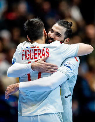 200111 AdriÃ Figueras Trejo and Jorge Maqueda Peno of Spain celebrate after the EHF European Handball Championship match between Spain and Germany on January 11, 2020 in Trondheim Photo Vegard Wivestad Grott BILDBYRAN code VG 170462 bbeng handball handball handball handball in the 2020 European mens handball championship 2020 em 2020 handballs em 2020 ehf euro 2020 spain spain germany germany germany cheer,  Copyright: VEGARDxWIVESTADxGRoTT BB200111VG052