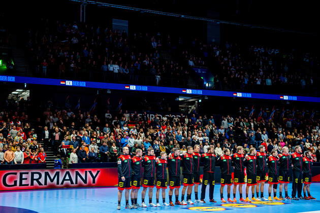 200111 The players of Germany line up ahead of the EHF European Handball Championship match between Spain and Germany on January 11, 2020 in Trondheim Photo Vegard Wivestad Grott BILDBYRAN kod VG 170462 bbeng handball handball handball handball em 2020 european mens handball championship 2020 em 2020 handballs em 2020 ehf euro 2020 spain spain germany germany germany,  Copyright: VEGARDxWIVESTADxGRoTT BB200111VG062