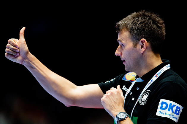 200111 Christian Prokop, head coach of Germany, during the EHF European Handball Championship match between Spain and Germany on January 11, 2020 in Trondheim Photo Vegard Wivestad Grott BILDBYRAN code VG 170462 bbeng handball handball handball handball em 2020 european mens handball championship 2020 em 2020 handballs em 2020 ehf euro 2020 spain spain germany germany germany,  Copyright: VEGARDxWIVESTADxGRoTT BB200111VG065