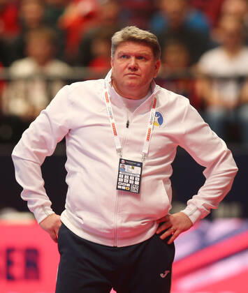 HANDBALL - EHF EURO 2020, AUT vs UKR VIENNA,AUSTRIA,12.JAN.20 - HANDBALL - EHF European Men s Handball Championship 2020, group stage, Austria vs Ukraine. Image shows head coach Sergii Bebeshko (UKR). GEPAxpictures xChristianxOrt