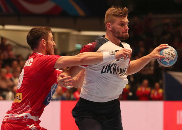 HANDBALL - EHF EURO 2020, AUT vs UKR VIENNA,AUSTRIA,12.JAN.20 - HANDBALL - EHF European Men s Handball Championship 2020, group stage, Austria vs Ukraine. Image shows Boris Zifkovic (AUT) and Roman Chychykalo (UKR). GEPAxpictures xChristianxOrt