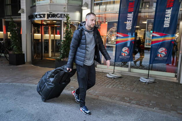 Handball mens team leaves their hotel Scandic St Jörgen in Malmoe on Thursday, January 16, 2020 The Danish handball men are out of the European Championships, which ended for them on Wednesday after three matches in the inaugural group game, Copenhagen Denmark,  Copyright: MartinxSylvestx COP105 cop spdk20200116-105300-L