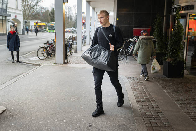Magnus Saugstrup Handball mens team leaves their hotel Scandic St Jörgen in Malmoe on Thursday, January 16, 2020 The Danish handball men are out of the European Championships, which ended for them on Wednesday after three matches in the inaugural group game, Copenhagen Denmark,  Copyright: MartinxSylvestx cop105 spdk20200116-112831-L